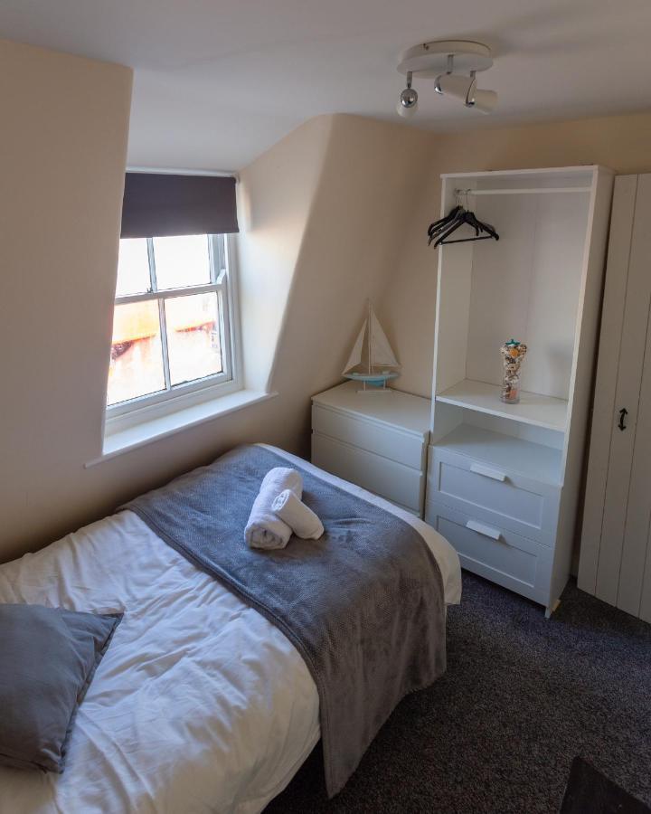 Ocean Apartment, 50 Yds To Beach, Sleeps 10 Weymouth Exterior photo