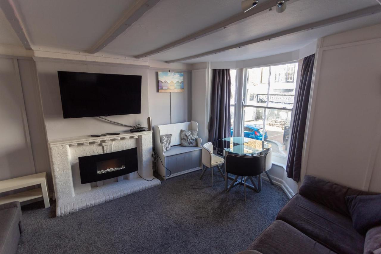 Ocean Apartment, 50 Yds To Beach, Sleeps 10 Weymouth Exterior photo